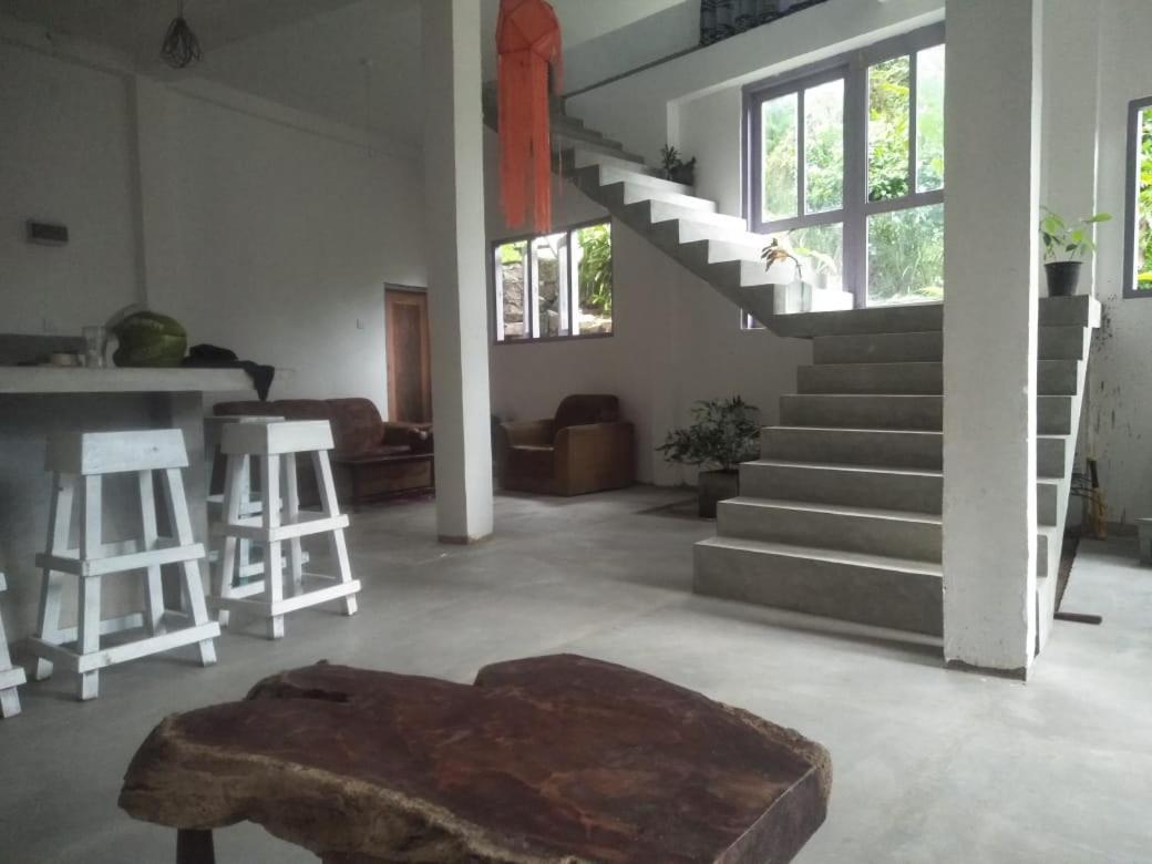 House 73 Hotell Unawatuna Eksteriør bilde