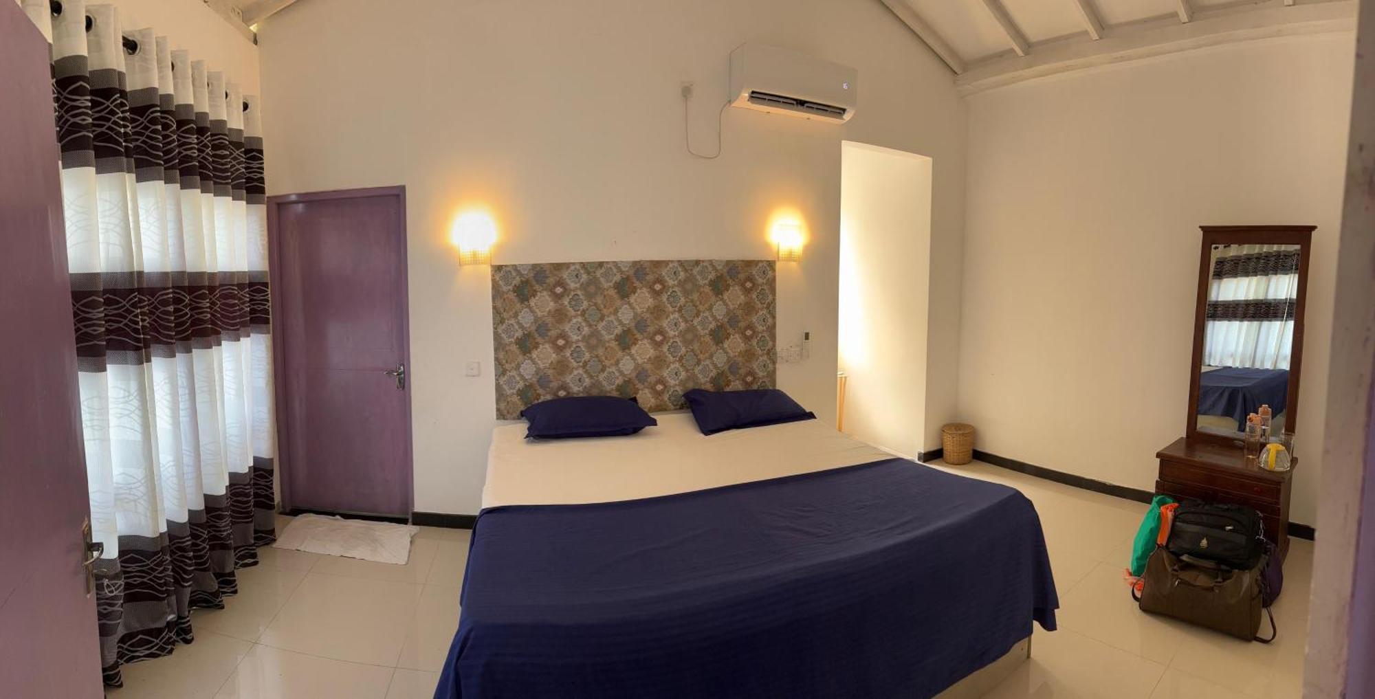 House 73 Hotell Unawatuna Eksteriør bilde