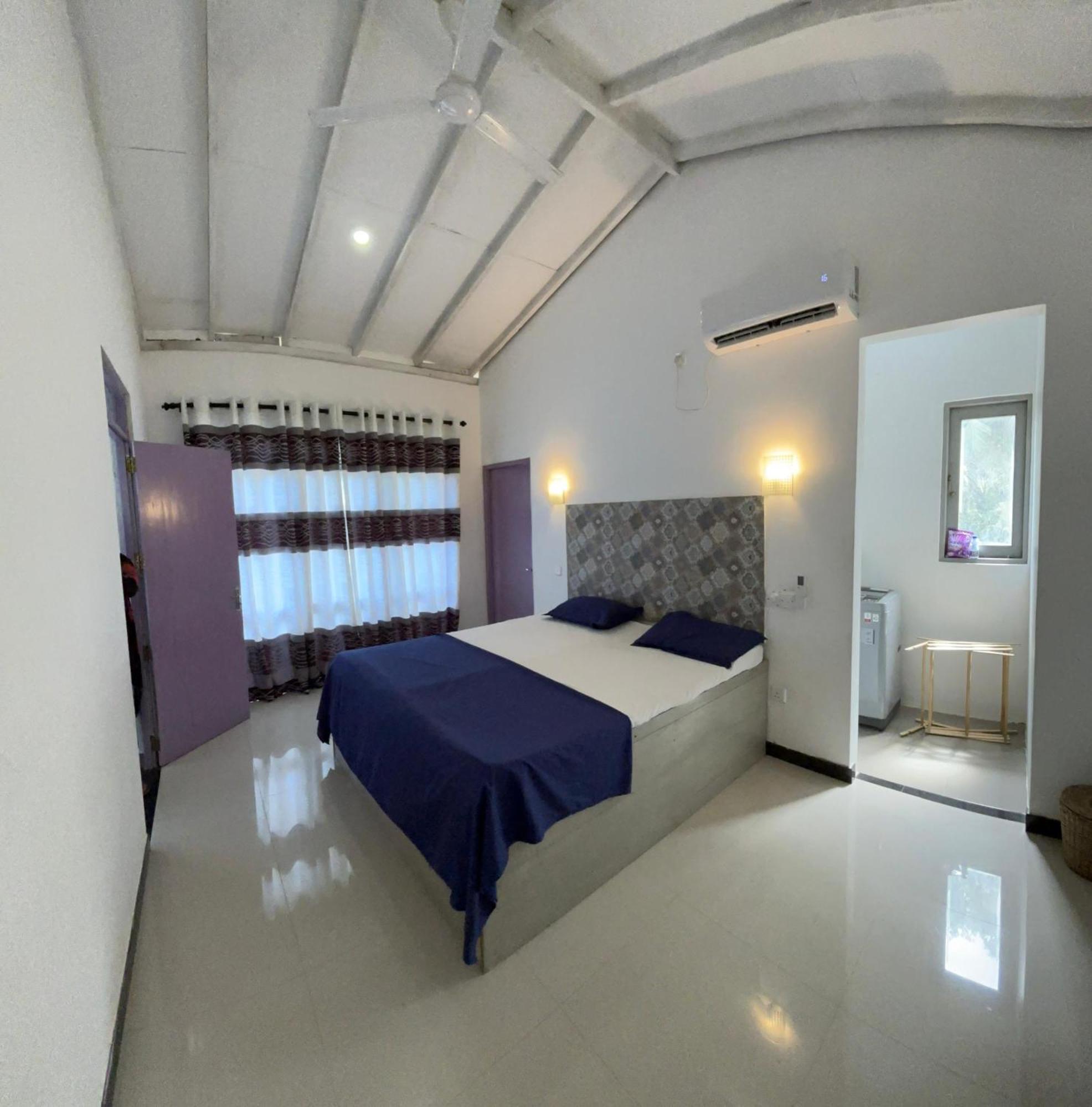 House 73 Hotell Unawatuna Eksteriør bilde
